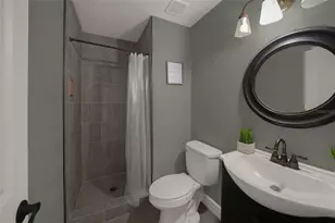 9627 Hidden Oaks Cir, Tampa, FL 33612 - Photo 18