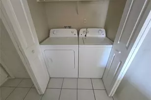 9933 Sweepstakes Ln, Orlando, FL 32837 - Photo 6