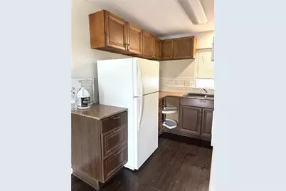 203 9th Street W #A, Palmetto, FL 34221 - Photo 8