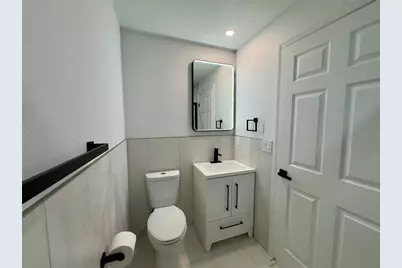1959 Westpointe Circle, Orlando, FL 32835 - Photo 16