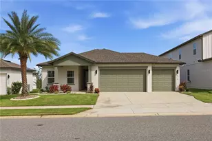 2318 Gold Dust Dr, Minneola, FL 34715 - Photo 1