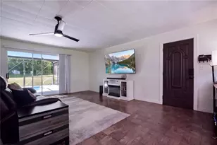467 S Carpenter Ave, Orange City, FL 32763 - Photo 4