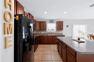 1711 Broad Winged Hawk Dr, Ruskin, FL 33570 - Photo 18