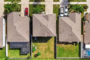 1711 Broad Winged Hawk Dr, Ruskin, FL 33570 - Photo 8
