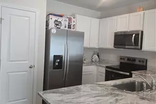 4312 Red Banks Ln, Bradenton, FL 34208 - Photo 4