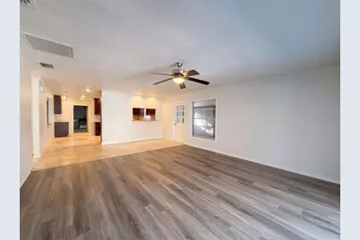 3705 Malec Circle, Sarasota, FL 34233 - Photo 14