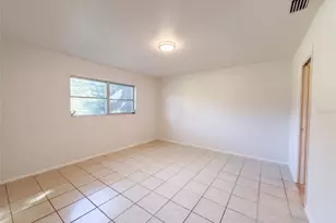 3705 Malec Cir, Sarasota, FL 34233 - Photo 18
