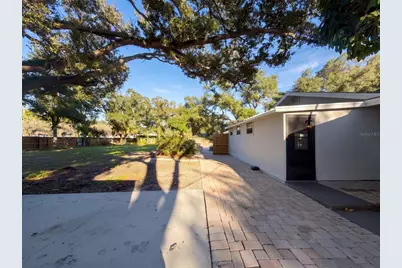 3705 Malec Circle, Sarasota, FL 34233 - Photo 38