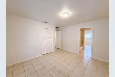 3705 Malec Circle, Sarasota, FL 34233 - Photo 16