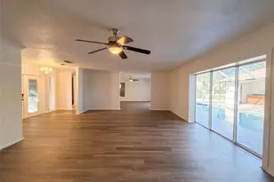 3705 Malec Cir, Sarasota, FL 34233 - Photo 8