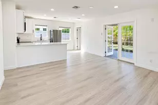 1735 New Hampshire Ave NE, Saint Petersburg, FL 33703 - Photo 2