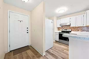1950 Summer Club Dr, Oviedo, FL 32765 - Photo 4