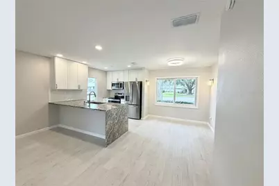 11481 W Bayshore Drive #105, Crystal River, FL 34429 - Photo 8