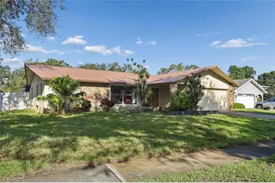 10468 95th Street, Seminole, FL 33777 - Photo 2