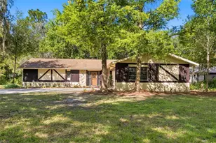 12 Sycamore Ct E, Homosassa, FL 34446 - Photo 2