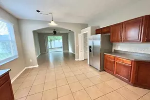 9240 Black Hawk Ct, Orlando, FL 32832 - Photo 4