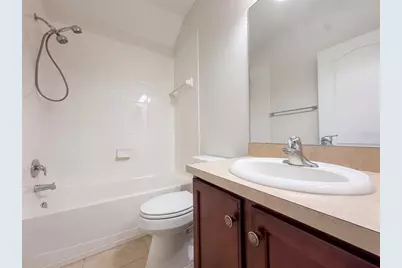 20009 Outpost Point Drive, Tampa, FL 33647 - Photo 24