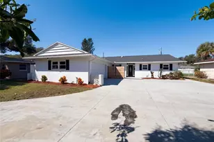 2645 Roy Hanna Dr S, Saint Petersburg, FL 33712 - Photo 1