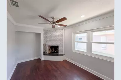2645 Roy Hanna Drive S, Saint Petersburg, FL 33712 - Photo 8
