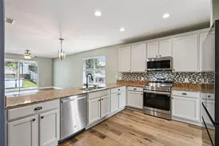 30132 Sandbunker Ln, Sorrento, FL 32776 - Photo 2