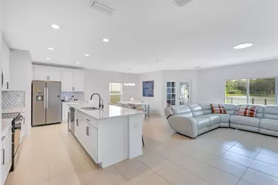 5244 Royal Point Avenue, Kissimmee, FL 34746 - Photo 12