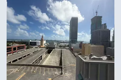 121 NE 5th Street #1413, Miami, FL 33132 - Photo 2