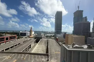 121 NE 5th St, Miami, FL 33132 - Photo 2