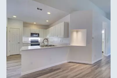 9013 Heathland Court, Mount Dora, FL 32757 - Photo 8