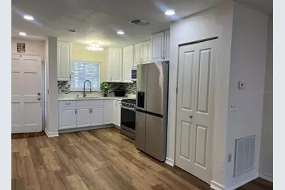 100 El Camino Drive #208, Winter Haven, FL 33884 - Photo 2