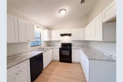 3 Emerald Trail Place, Ocala, FL 34472 - Photo 2