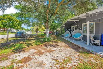 1530 NE 43rd Court, Pompano Beach, FL 33064 - Photo 2