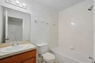 8419 Edgewater Pl Blvd, Tampa, FL 33615 - Photo 30