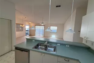 468 Hildalgo Dr, The Villages, FL 32159 - Photo 6
