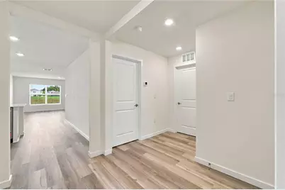 8709 Barragan Drive, Wildwood, FL 34785 - Photo 12