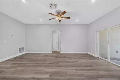 301 Magnolia Street, Altamonte Springs, FL 32701 - Photo 18