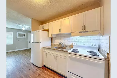 3216 N 48th Street, Tampa, FL 33605 - Photo 10