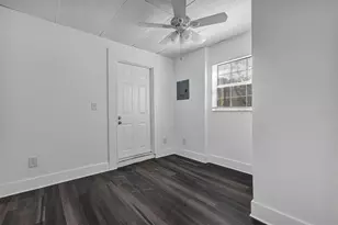 2027 30th Ave N, Saint Petersburg, FL 33713 - Photo 24