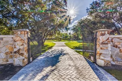 2600 E Irlo Bronson Memorial Highway, Kissimmee, FL 34744 - Photo 2