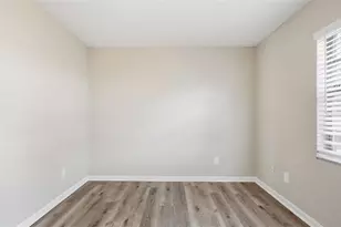 7730 Hinsdale Dr, Tampa, FL 33615 - Photo 26