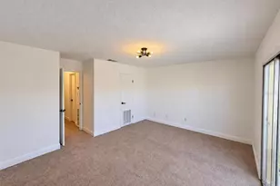 7333 Abonado Rd, Tampa, FL 33615 - Photo 12