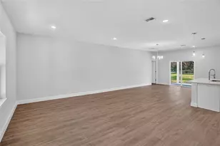 1325 W Evergreen Dr, Citrus Springs, FL 34434 - Photo 4
