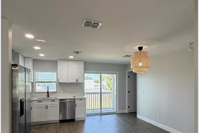 10118 66th Avenue, Seminole, FL 33772 - Photo 4