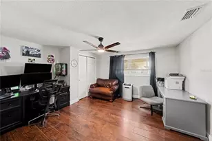 917 E 24th Ave, Tampa, FL 33605 - Photo 14