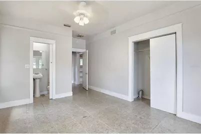 508 E Hugh Street, Tampa, FL 33603 - Photo 16