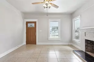 508 E Hugh St, Tampa, FL 33603 - Photo 2