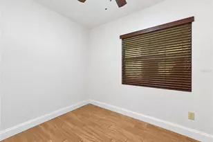 3205 W Rogers Ave, Tampa, FL 33611 - Photo 16