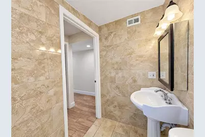 3205 W Rogers Avenue, Tampa, FL 33611 - Photo 12