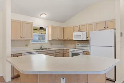 2055 Palo Alto Avenue, The Villages, FL 32159 - Photo 10