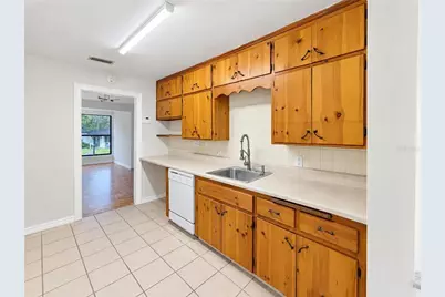 1713 Hillside Drive, Tampa, FL 33610 - Photo 8