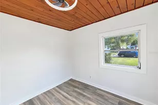 8515 Patsy St, Tampa, FL 33615 - Photo 10